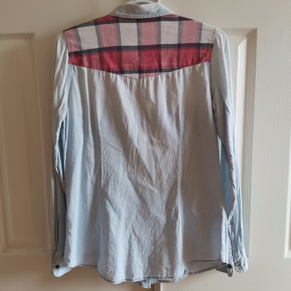 PLAID ACCENT DENIM SHIRT - Picture 5 of 7